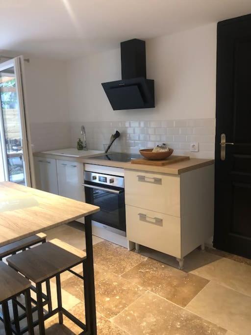Ferienwohnung Bienvenue « A L'Ombre Du Figuier » Pieusse Exterior foto